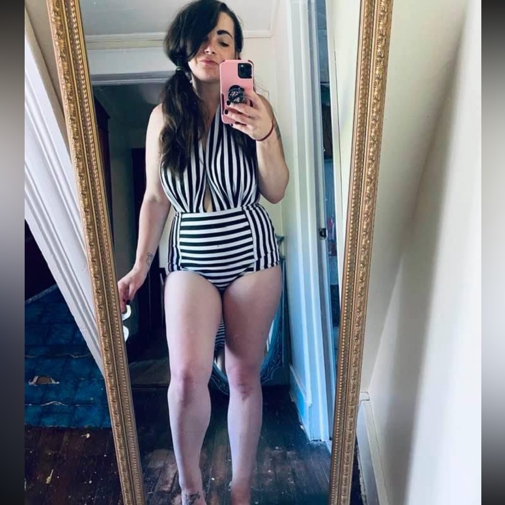 Vintage Inspired Stripe Pinup Swimsuit